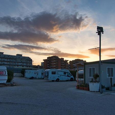 Beltrani Rent Rooms エクステリア 写真